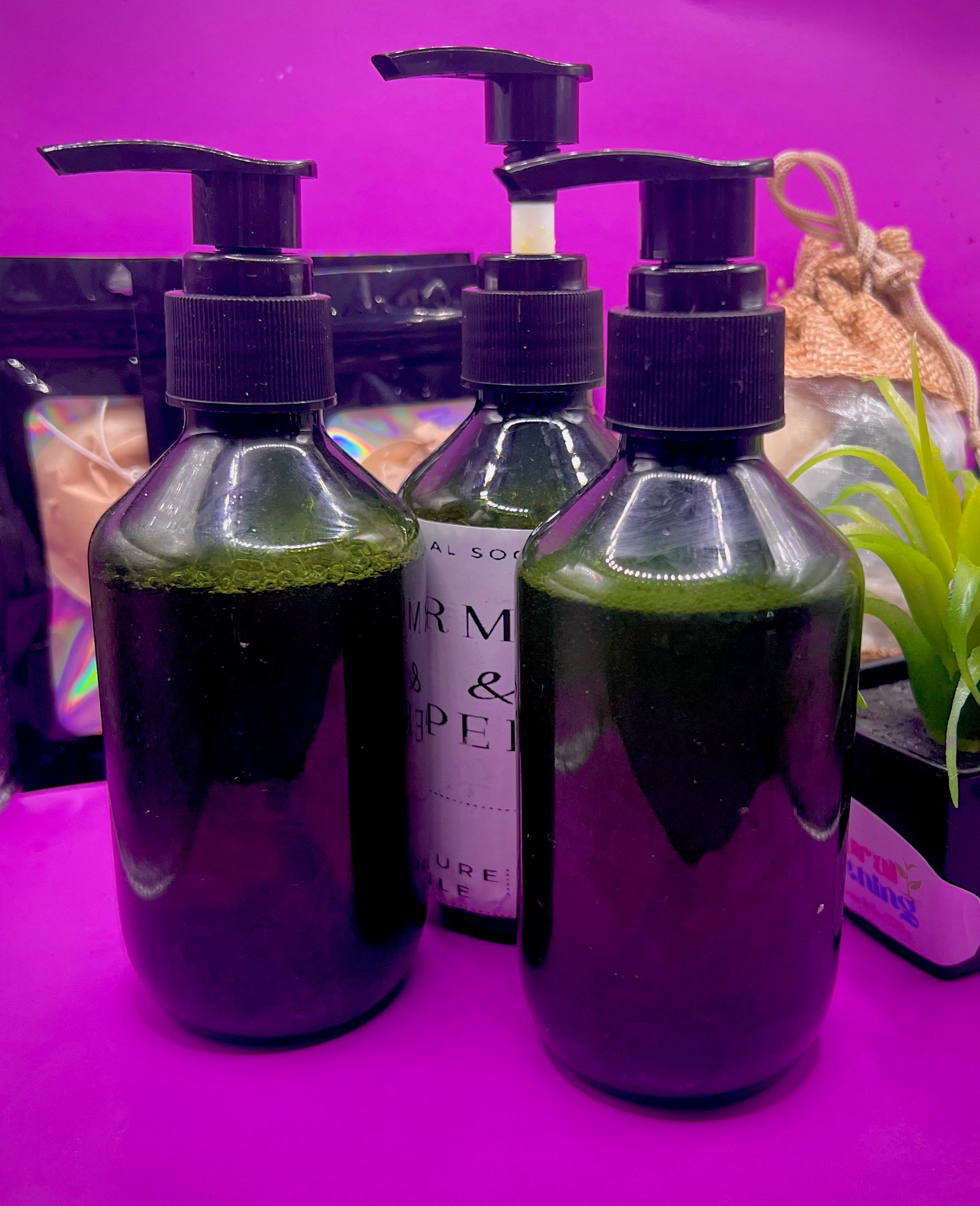 7oz Castor Liquid Soap Turmeric & Peppermint