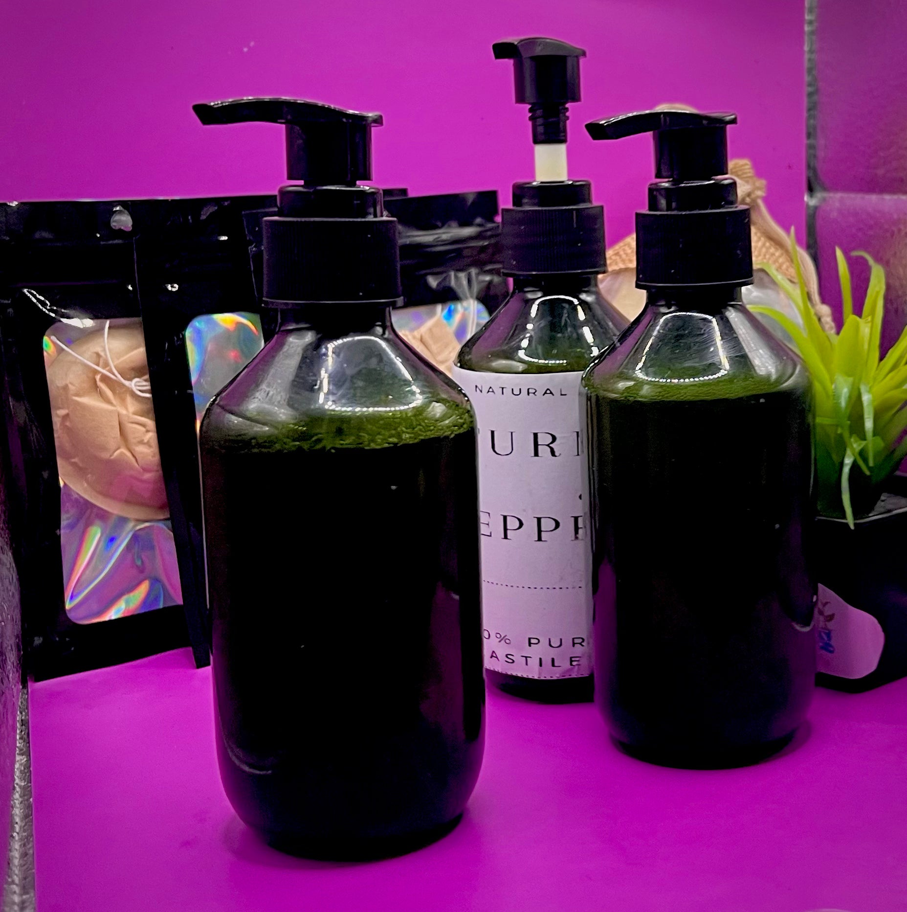 7oz Castor Liquid Soap Black Charcoal & Peppermint